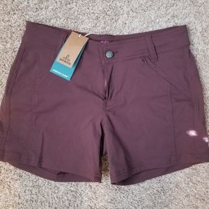 Prana Hallena Short